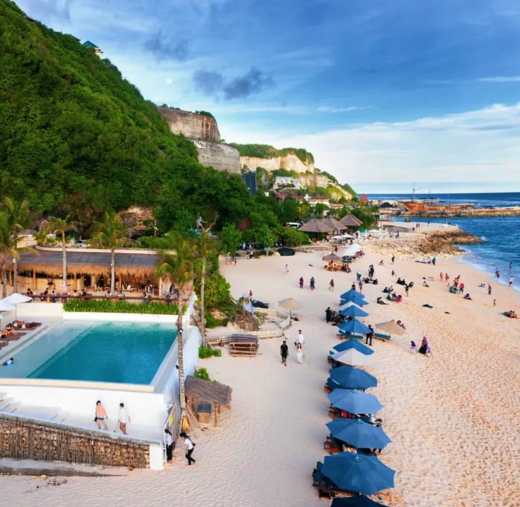 Melasti Beach using Bali car rental